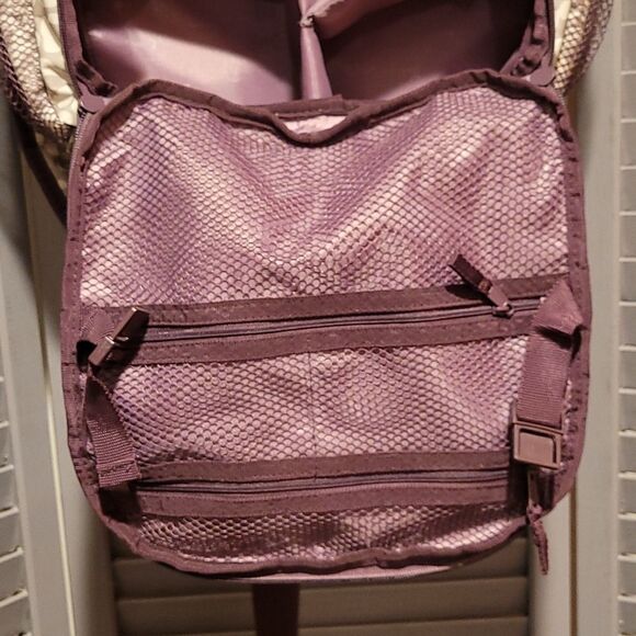 Thirty-One Camera/ Diaper Bag Animal Print Sling Backpack with Embroidered 'S' - Picture 5 of 12